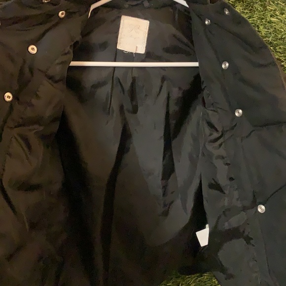 Gymboree puffer ruffle coat - Picture 2 of 3